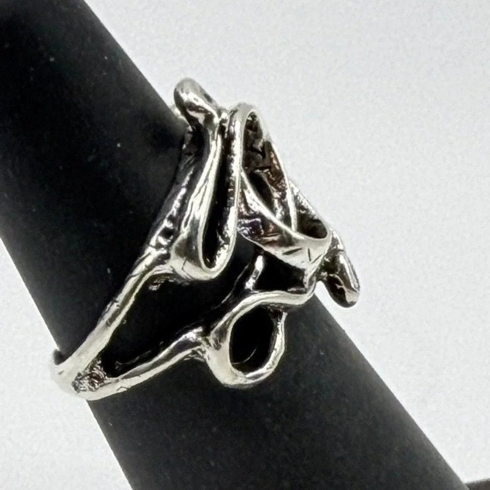 Silver Tone Openwork Snake Ring Size 5.25‎ Vintage Style Open Back